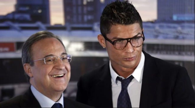 Florentino Pérez y Cristiano Ronaldo, en la renovación del portugués (Foto: EFE).