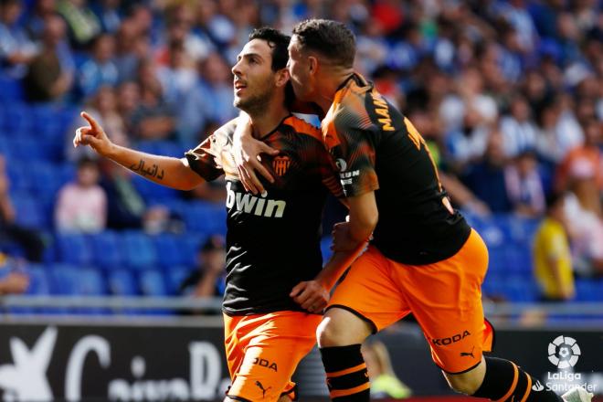 Parejo celebra el 1-1 en el Espanyol-Valencia (Foto: LaLiga)