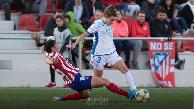 Teresa Abelleiro, en un lance del Atlético-Dépor (Foto: RCD).