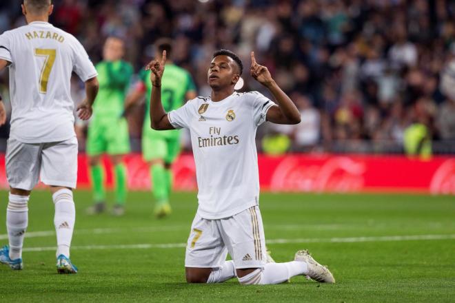 Rodrygo Goes celebra su primer gol en el Real Madrid-Leganés.