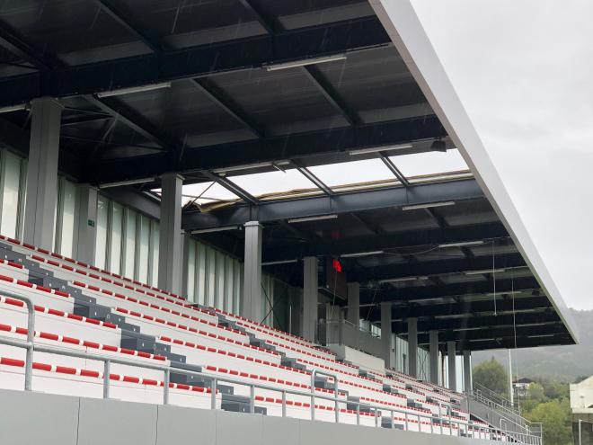 Otra vista de los daños en la Tribuna (Foto: DMQ Bizkaia).