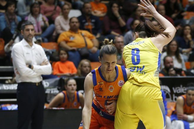 Valencia Basket consiguió un nuevo triunfo europeo ante el Cegled.