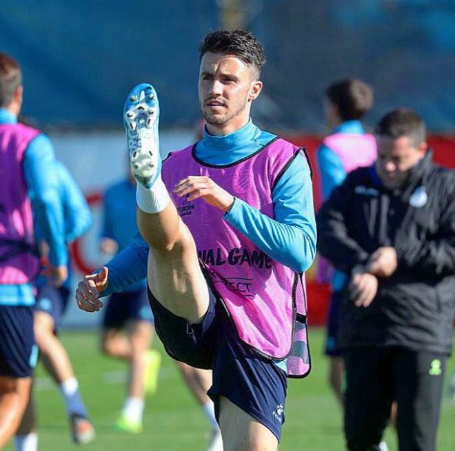 Corchia, en un entrenamiento con el Espanyol (Foto: @SebCorchiaOff).