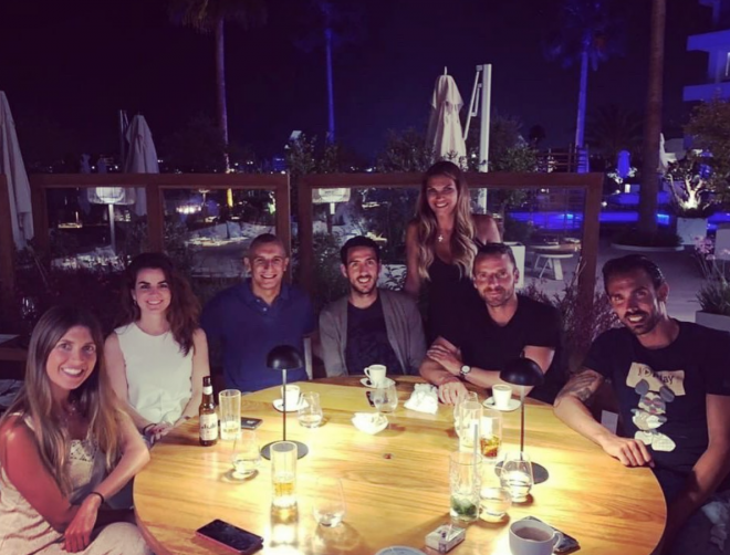 Soldado y Parejo juntos de vacaciones en verano (Foto: Instagram).