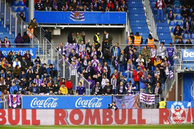 Afición del Pucela en Vitoria.