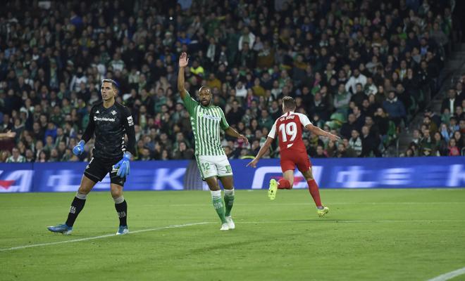 De Jong celebra su gol en el derbi ante el Real Betis Balompié (Foto: Kiko Hurtado).