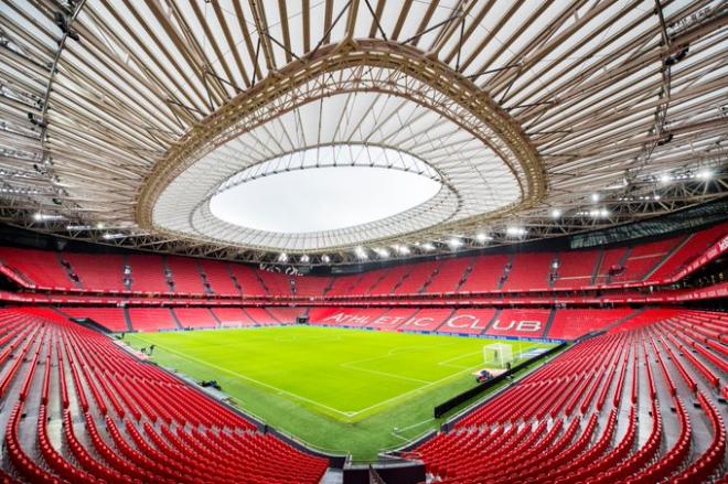 San Mamés, La catedral del fútbol, listo para un nuevo duelo del Athletic Club de Bilbao.