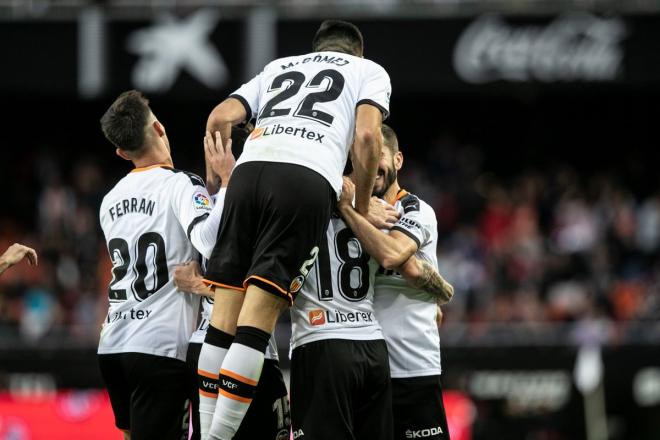 Los jugadores del Valencia celebran un gol (Foto: Lázaro de la Peña / Valencia CF).