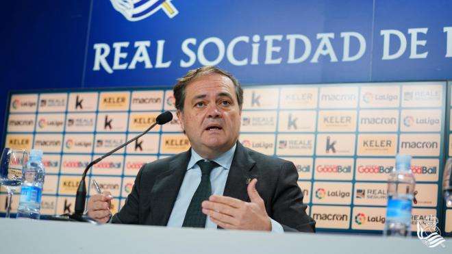 Jokin Aperribay, en una rueda de prensa de la Real Sociedad (Foto: Real Sociedad).