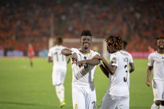 Obeng celebra un gol con Ghana sub 23.