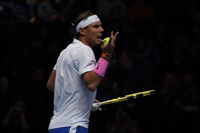 Rafa Nadal, enfadado, durante su partido ante Zverev.