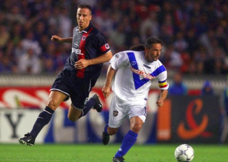 Roberto Baggio, durante la final de la Copa Intertoto de 2001 entre el PSG y el Brescia.