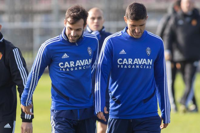 Guitián y Grippo en un entrenamiento del Real Zaragoza (Foto: Daniel Marzo).