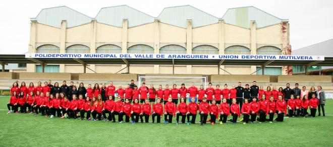 El Mulier cuenta con 92 jugadoras repartidas en cinco equipos (Foto; ulier FCN).
