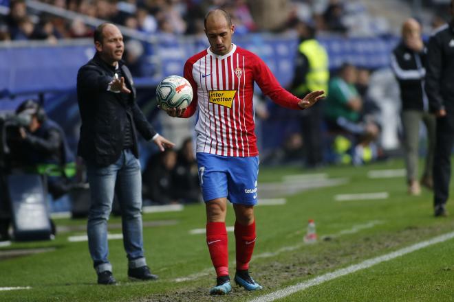 Derbi asturiano entre el Real Oviedo y el Sporting de Gijón (Foto: Luis Manso).