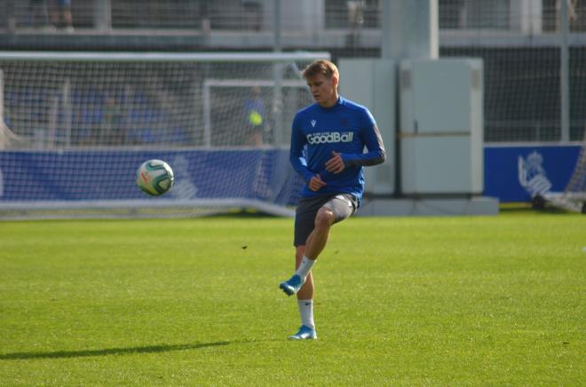 Martin Odegaard,  en un entrenamiento de la Real Sociedad (Foto: Giovanni Batista).