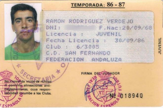 Ficha de Monchi en la 86-87 (Foto: San Fernando).