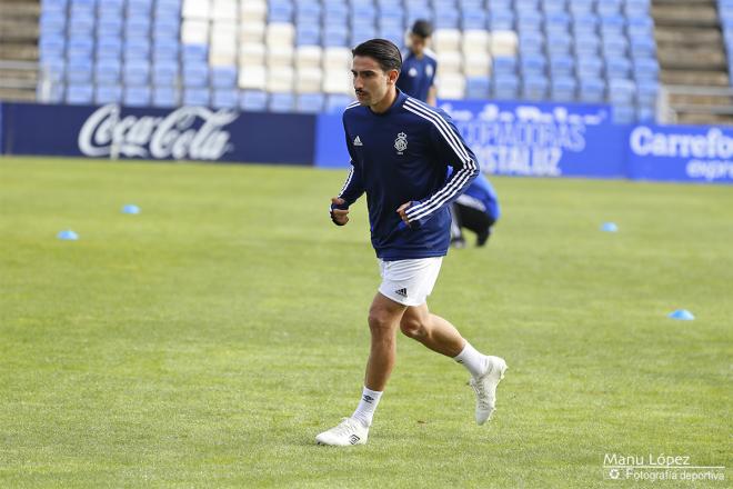 Chuli, durante un entrenamiento del equipo en el estadio Nuevo Colombino. (Manu López/Albiazules.es).