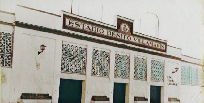 La fachada del Benito Villamarín en 1961.