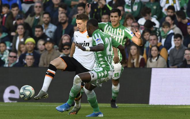 El Valencia CF no pudo doblegar al Betis (Foto: Kiko Hurtado)