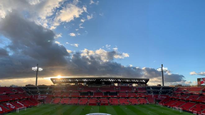 Estadio Nuevo Los Cármenes, escenario del encuentro (Foto: ATM).