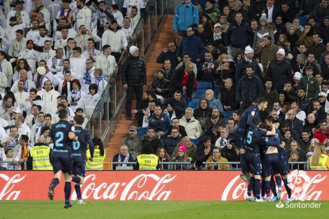 Los jugadores de la Real celebran el gol de Willian José al Real Madrid en Liga (Foto: LaLiga).