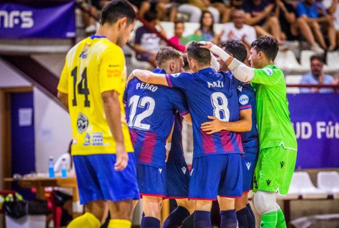 El conjunto granota logra una victoria por todo lo alto (Foto: Levante UD).