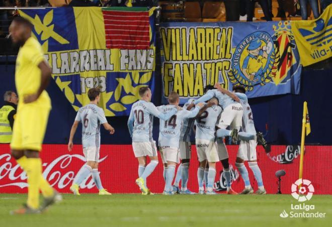Los jugadores del Celta celebran el 1-2 en La Cerámica (Foto: LaLiga).