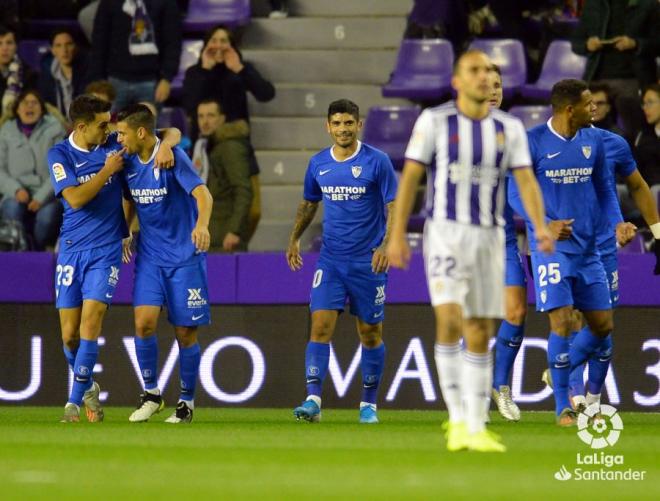 Banega celebra el gol de la victoria en la última visita del Sevilla a Valladolid (Foto: LaLiga).