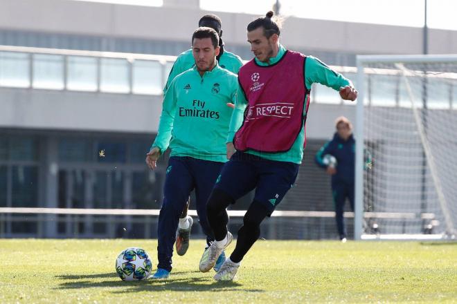 Eden Hazard y Gareth Bale durante el entrenamiento (Foto: RMCF).