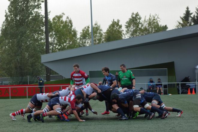 El Universitario Bilbao Rugby derrotaba al visitante Vigo en la ermita de El Fango, en Rekalde.
