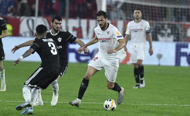 Franco Vázquez, en una acción del Sevilla 2-0 Qarabag. (Foto: Kiko Hurtado).