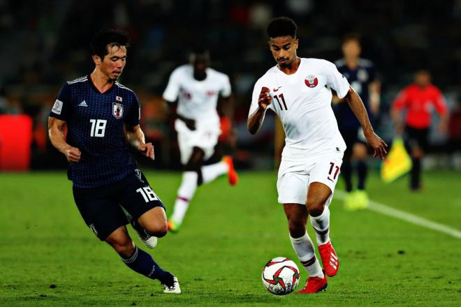 Akram, durante un partido con Catar.