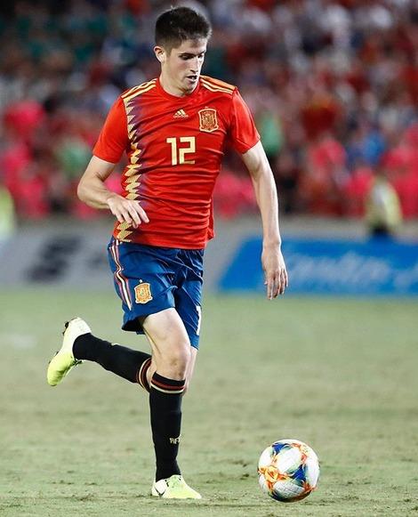 Sancet participó en un partido de la Selección Española sub21 (Instagram/Oihan Sancet).