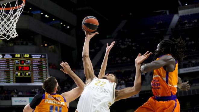 Real Madrid venció a Valencia Basket en la Euroliga