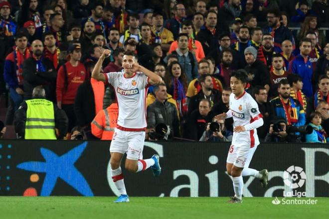 Budimir celebra uno de sus goles ante el Barcelona.