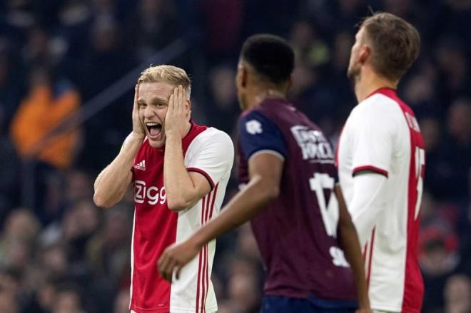 El Ajax perdió en casa