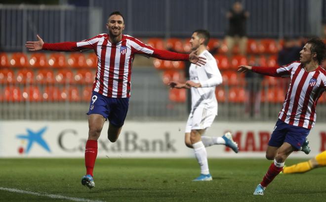 Darío Poveda celebra su gol al Castilla (Foto: M.Ruiz/Atlético de Madrid).