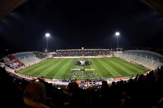 Estadio del APOEL de Nicosia.