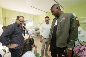 William Carvalho y Guardado en el Hospital Virgen Macarena (Foto: Real Betis).