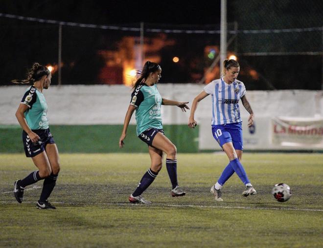 Adriana, que marcó el gol del triunfo, durante el Femarguín-Málaga CF Femenino.