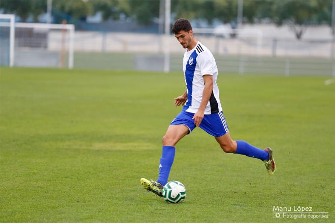 El canterano Carlos Martínez apunta a la titularidad este marte en el partido contra el Hércules. (Manu López / Albiazules.es).