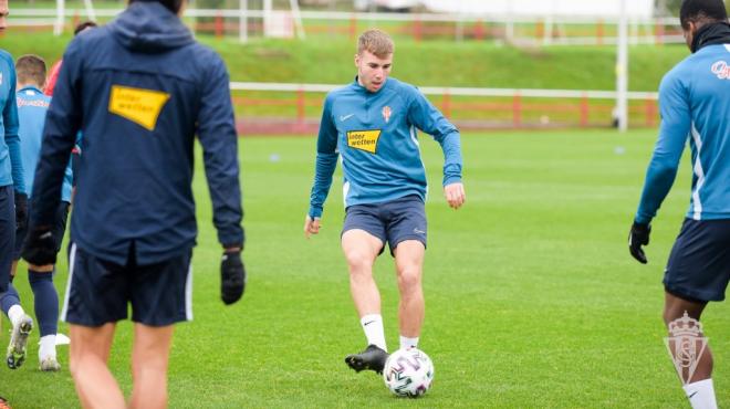 César García entrenando en Mareo (Foto: RSG).