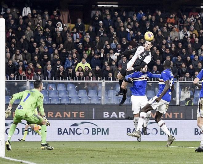 El salto de Cristiano Ronaldo en el Sampdoria-Juventus.