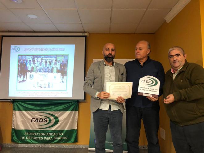 Jesús Fernández Mena se llevó el Campeonato de Andalucía de tenis para sordos.