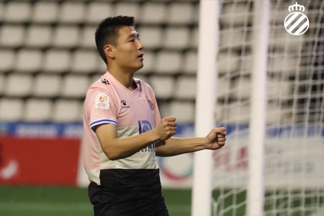 Wu Lei, celebrando uno de sus tantos (Foto: RCDE).