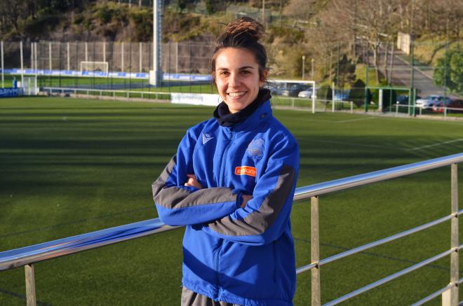 Marta Cardona, jugadora de la Real Sociedad, durante la entrevista con ElDesmarque (Foto: Giovanni Batista).