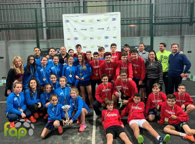 Campeonato de Andalucía por equipo de pádel para menores.
