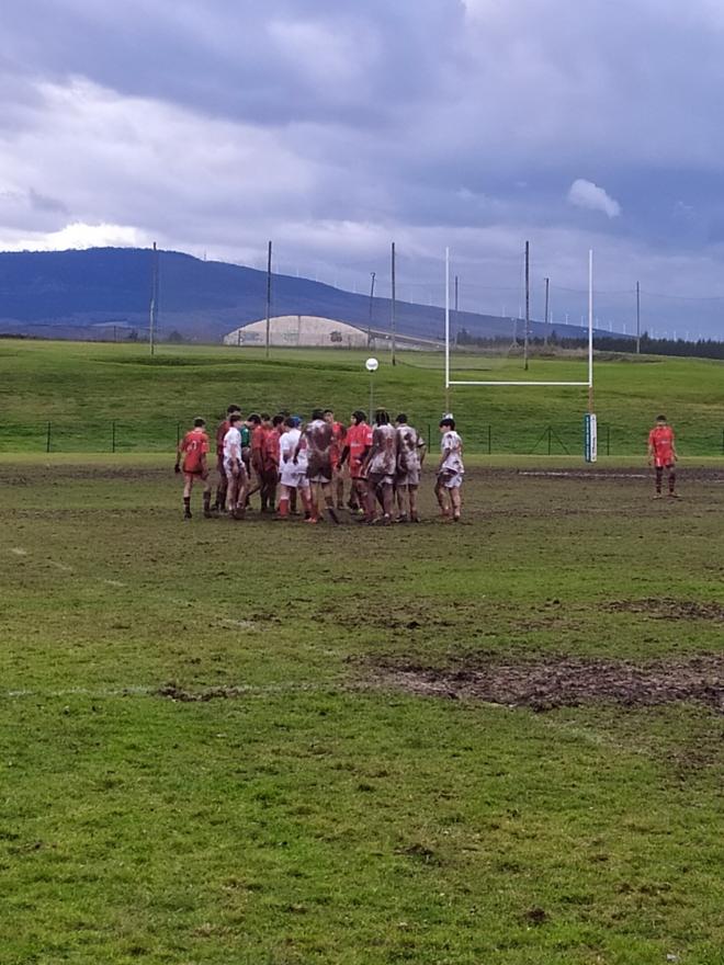 Imagen del partido de rugby entre las selecciones sub 16 de Navarra y Cantabria sub 16 (Foto: Federación Navarra de Rugby).