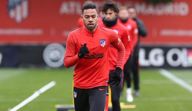 Renan Lodi, durante un entrenamiento (Foto: ATM).